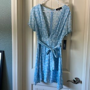 Lulus - Garden Explorer Light Blue Floral Print Mini Dress - Size Medium